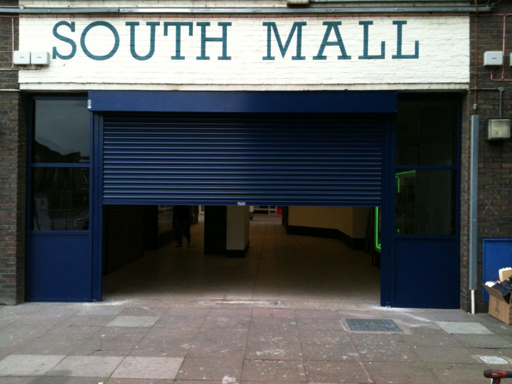 مراحل  نصب کرکره برقی